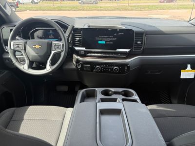 2026 Chevrolet Silverado 1500 — photo 12 view