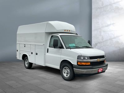 2025 Chevrolet Express Commercial Cutaway — front three-quarter view