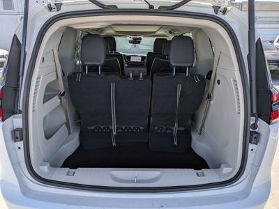 2023 Chrysler Pacifica - Photo 12