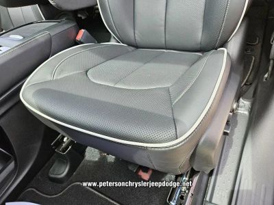 2026 Chrysler Pacifica — detail view
