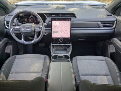 2025 GMC Terrain - Photo 14