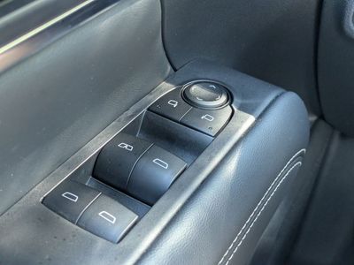2025 GMC Terrain - Photo 25