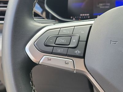 2023 Volkswagen Taos — photo 21 view