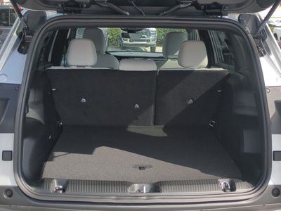 2026 Jeep Cherokee — photo 13 view