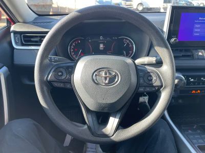 2023 Toyota RAV4 - Photo 19