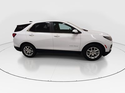 2024 Chevrolet Equinox — photo 8 view
