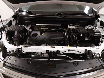 2024 Chevrolet Equinox — photo 9 view