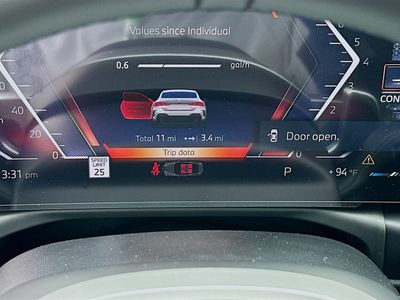 2026 BMW 4 Series — photo 9 view