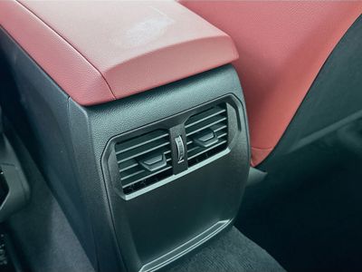 2026 BMW 4 Series — photo 19 view