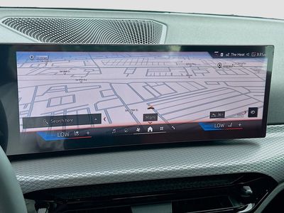 2026 BMW 4 Series — photo 11 view