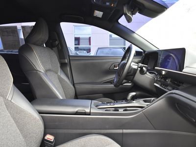 2023 Toyota Crown — photo 28 view