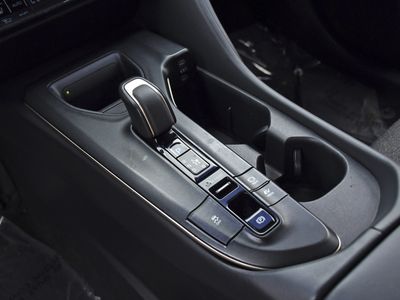 2023 Toyota Crown — photo 12 view