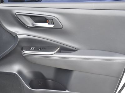 2023 Toyota Crown — photo 30 view