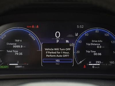 2023 Toyota Crown — photo 10 view