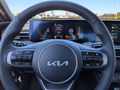 2026 Kia K5 — photo 27 view