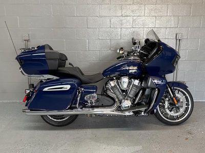 2025 Indian Motorcycle Pursuit Limited 112 Springfield Blue — photo 8 view