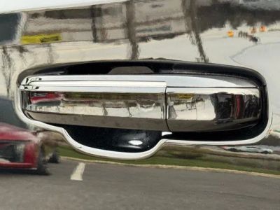2024 Cadillac Escalade — photo 13 view