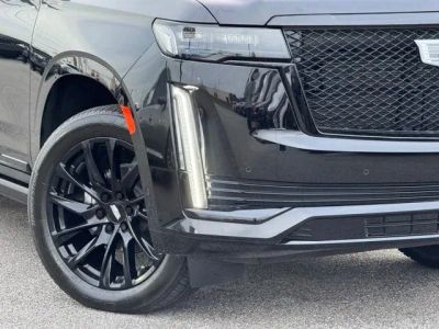 2024 Cadillac Escalade — photo 10 view