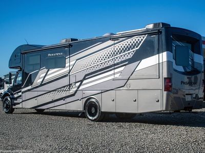 2026 Thor Motor Coach Pasadena — side profile view
