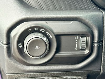 2026 Jeep Wrangler — photo 35 view
