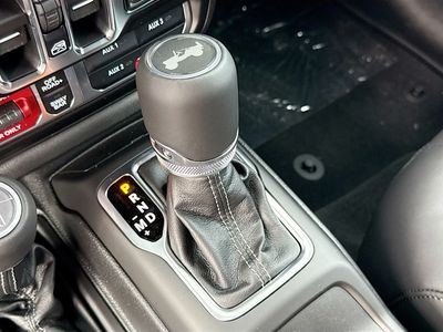 2026 Jeep Wrangler — photo 29 view