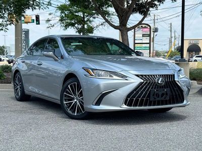 2025 Lexus ES — side profile view