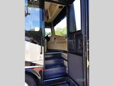2023 Newmar Kountry Star — photo 30 view