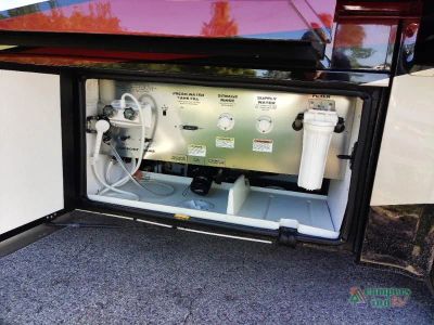 2023 Newmar Kountry Star — photo 22 view
