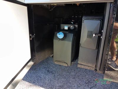 2023 Newmar Kountry Star — photo 21 view
