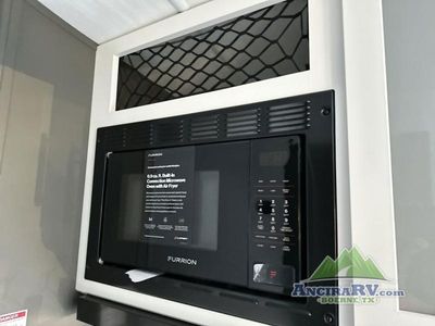 2025 Keystone RV Bullet Crossfire — photo 13 view