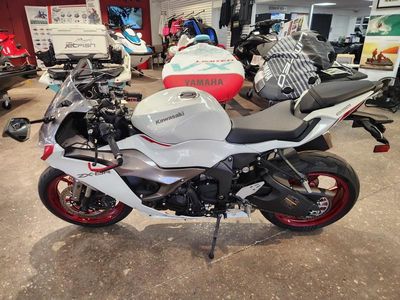 2024 Kawasaki Ninja ZX-6R Base - Photo 5