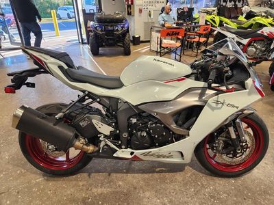 2024 Kawasaki Ninja ZX-6R Base - Photo 1