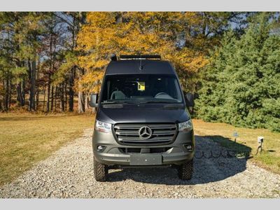 2025 Thor Motor Coach Sanctuary - Photo 25