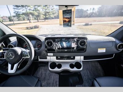 2025 Thor Motor Coach Sanctuary - Photo 13