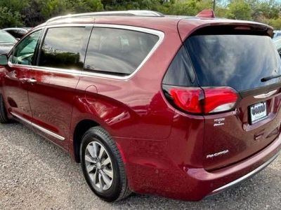 2020 Chrysler Pacifica — rear three-quarter view