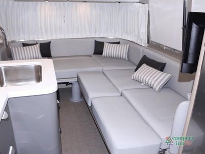 2026 Airstream Globetrotter — photo 25 view