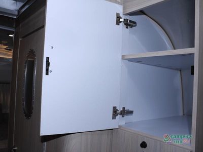 2026 Airstream Globetrotter — photo 47 view