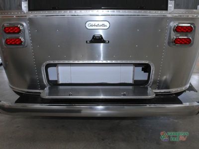 2026 Airstream Globetrotter — photo 10 view