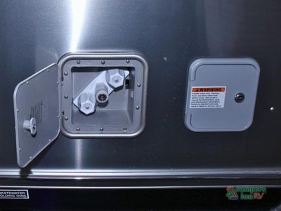2026 Airstream Globetrotter — photo 7 view