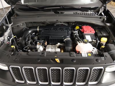 2023 Jeep Renegade — photo 9 view