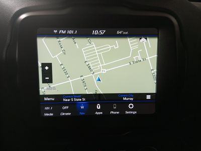 2023 Jeep Renegade — photo 17 view