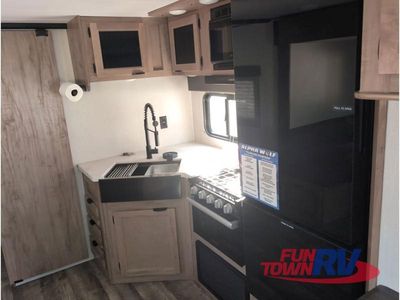 2024 Forest River RV Cherokee Alpha Wolf — photo 15 view