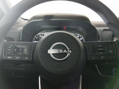 2023 Nissan Rogue — photo 12 view