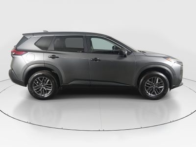2023 Nissan Rogue — photo 8 view