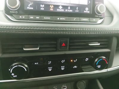 2023 Nissan Rogue — photo 19 view