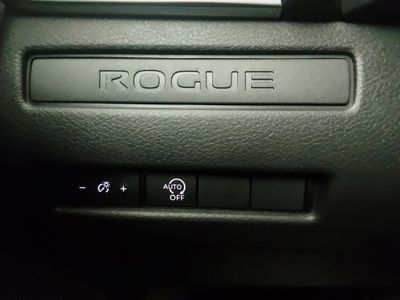 2023 Nissan Rogue — photo 13 view