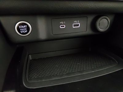 2023 Nissan Rogue — photo 18 view