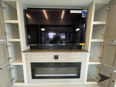 2025 Forest River RV Wildwood Heritage Glen LTZ — photo 14 view