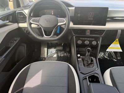 2026 Volkswagen Taos — photo 8 view
