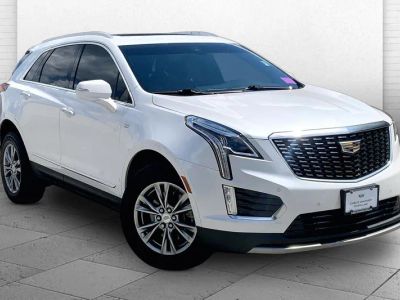2021 Cadillac XT5 AWD Premium Luxury in Crystal White Tricoat — front three-quarter view